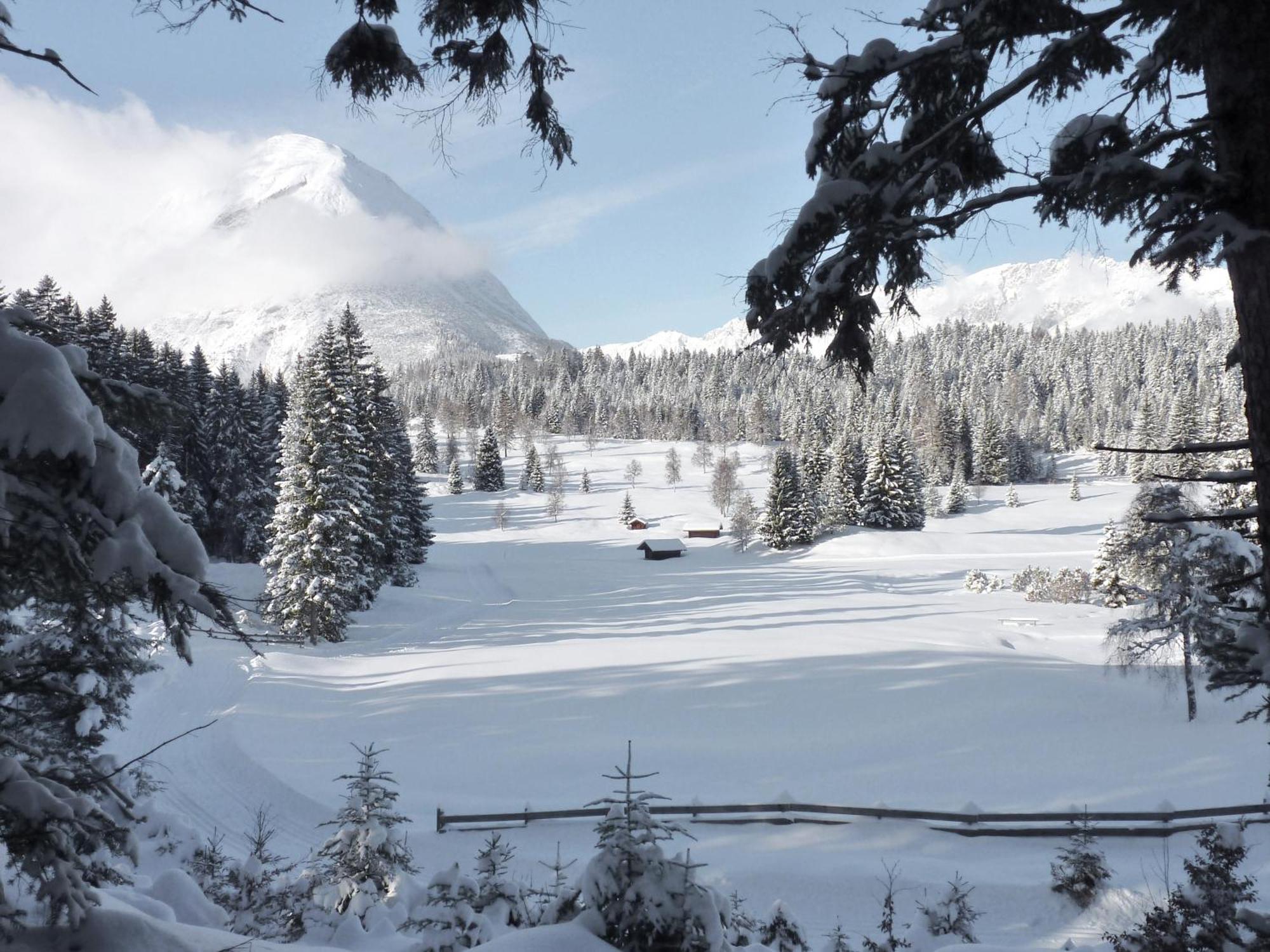 Inntaler Hof Seefeld in Tirol Ngoại thất bức ảnh