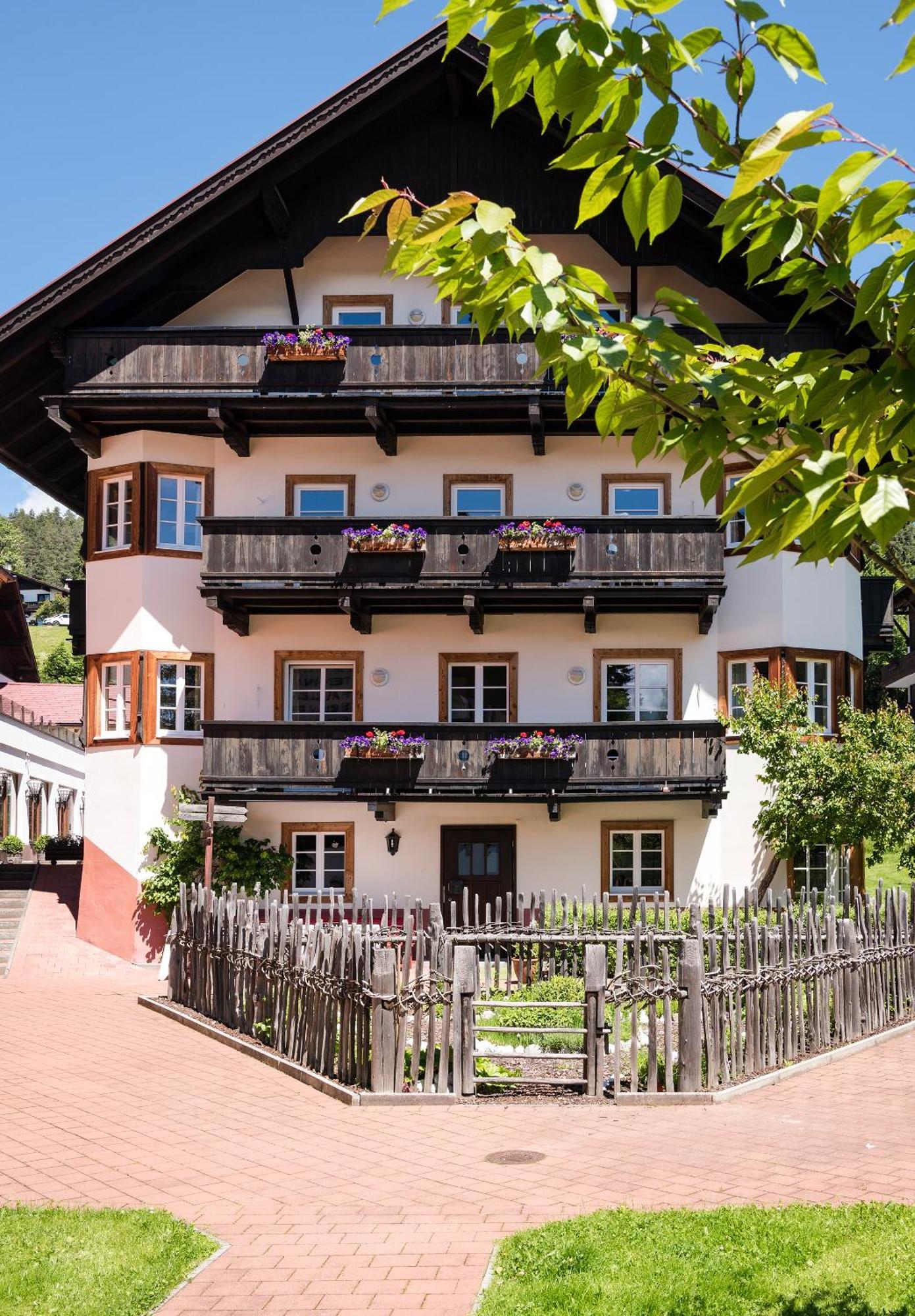 Inntaler Hof Seefeld in Tirol Ngoại thất bức ảnh
